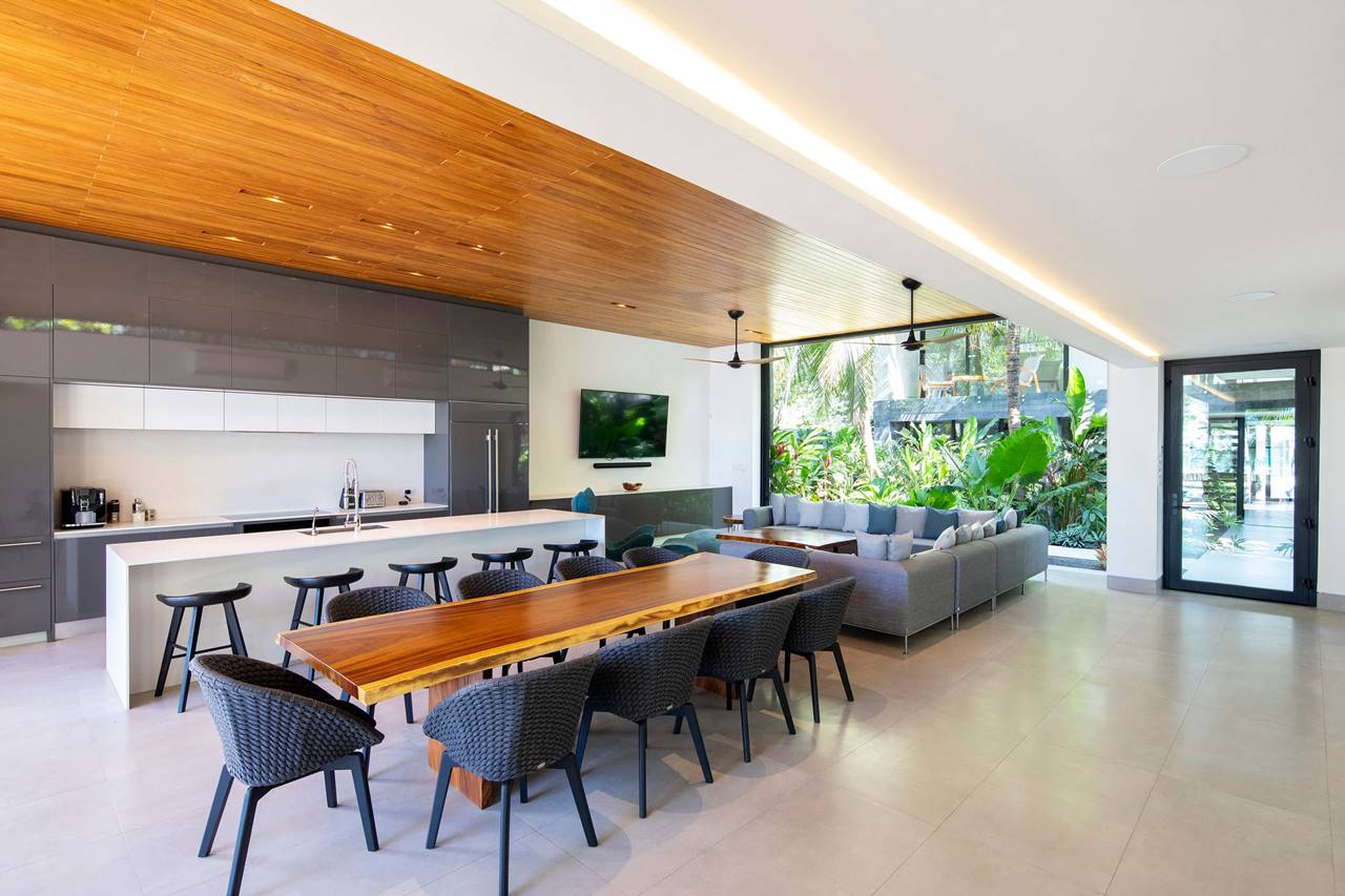 CASA BANYAN 007