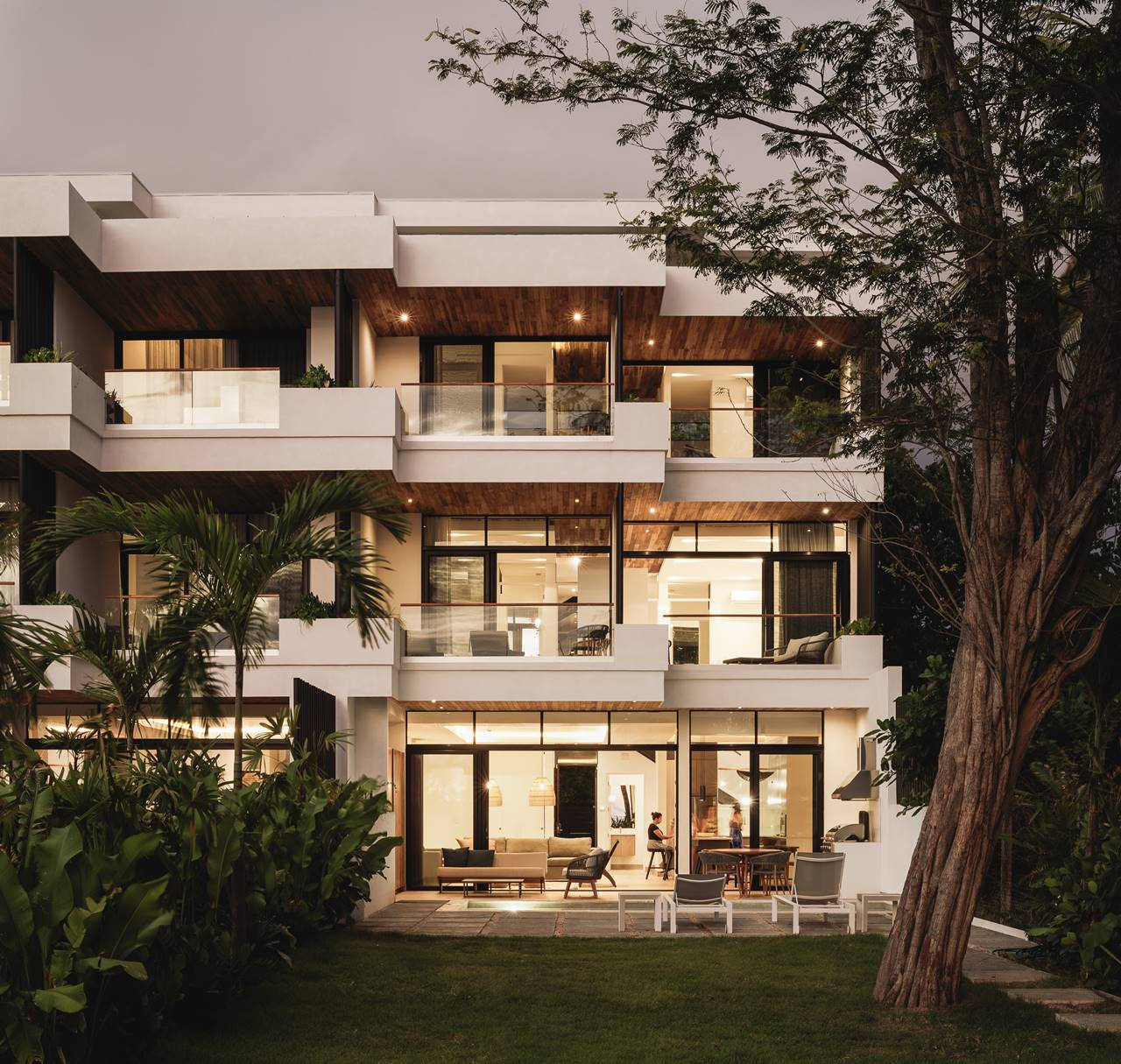 DOS CASAS BEACHFRONT CONDOMINIUM 018