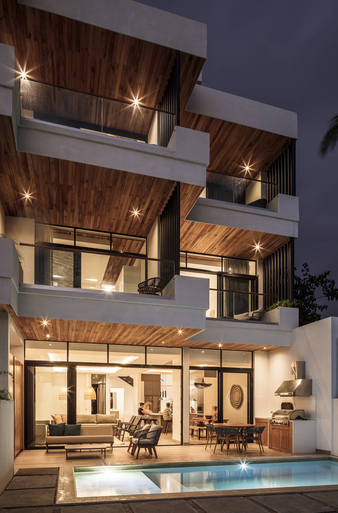DOS CASAS BEACHFRONT CONDOMINIUM 019