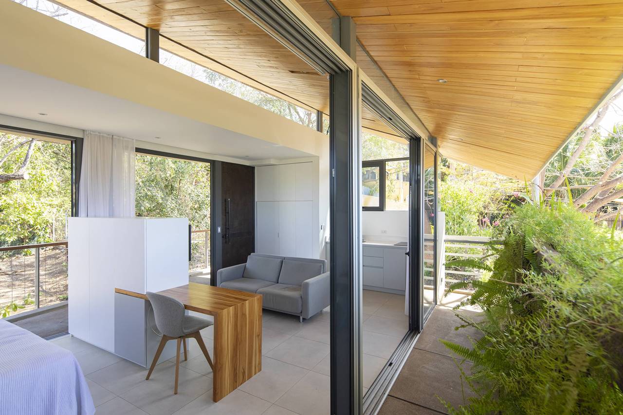 GARDEN HOUSE 008