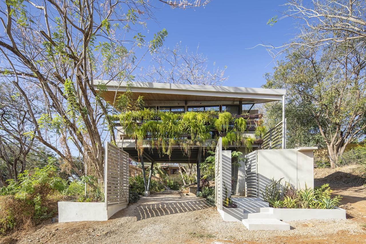 GARDEN HOUSE 027