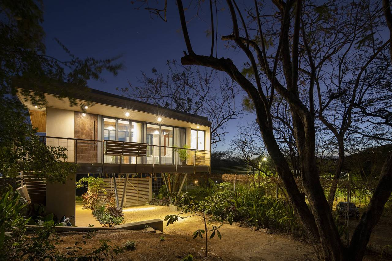 GARDEN HOUSE 038
