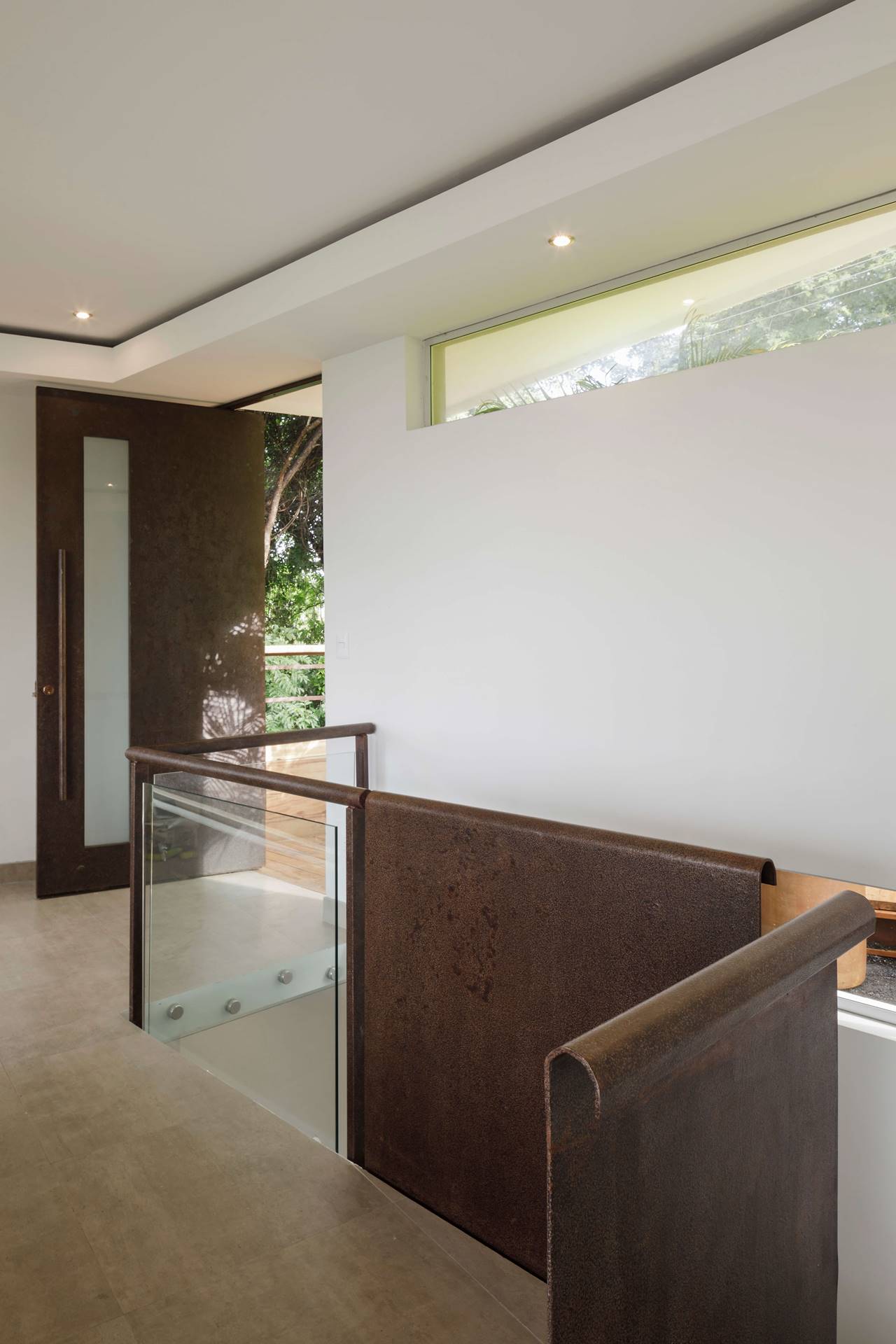 WATERFALL HOUSE 009
