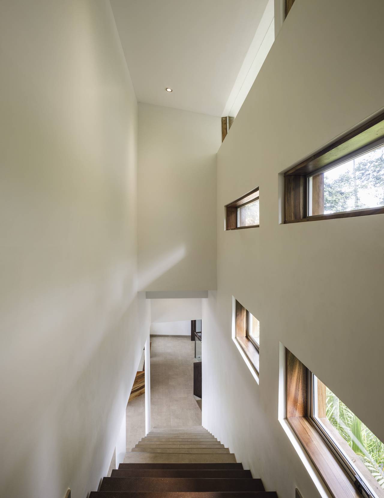 WATERFALL HOUSE 010